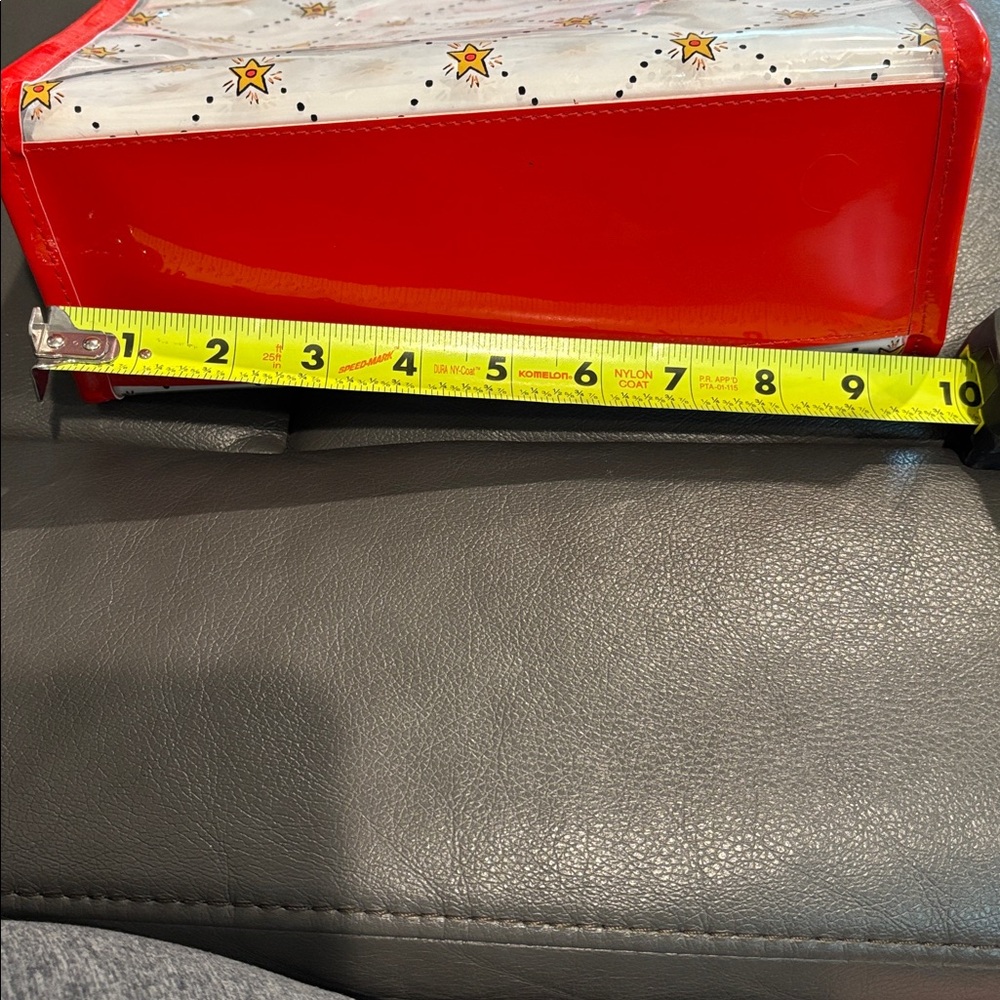 Red and White Tote with Bow Design - Picture 4 of 5
